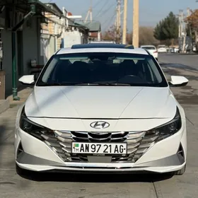 Hyundai Elantra 2021