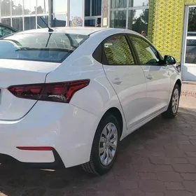 Hyundai Accent 2021
