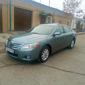 Toyota Camry 2011