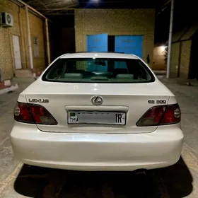 Lexus ES 2003