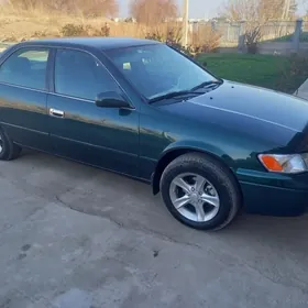 Toyota Camry 1997