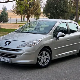 Peugeot 208 2008