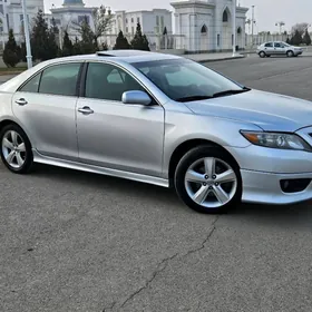 Toyota Camry 2011