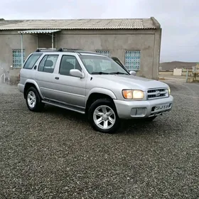 Nissan Pathfinder 2002