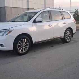 Nissan Pathfinder 2014