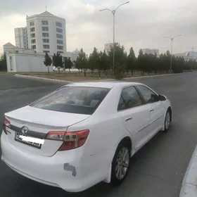 Toyota Camry 2012
