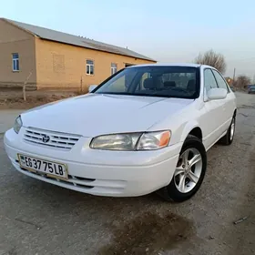 Toyota Camry 1999