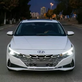 Hyundai Elantra 2021