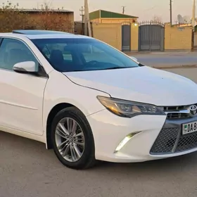 Toyota Camry 2017