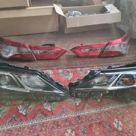 2020 Camry fara stopnik