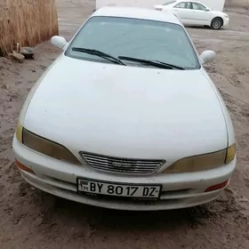 Toyota Carina 1995