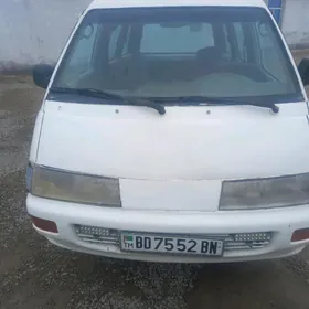 Litays Tayotra mordo