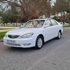 Toyota Camry 2004
