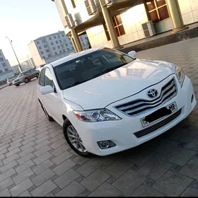 Toyota Camry 2010