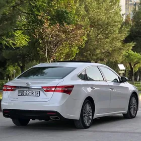 Toyota Avalon 2013