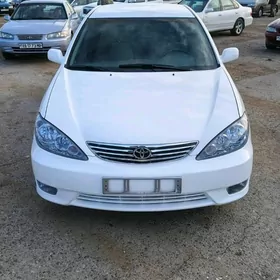 Toyota Camry 2005