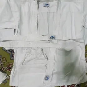 спортивная одежда