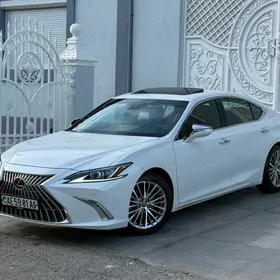 Lexus ES 350 2022