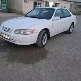 Toyota Camry 1998