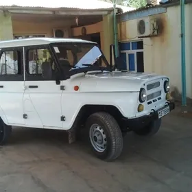 UAZ 469 2014