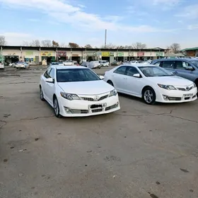 Toyota Camry 2013