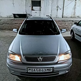 Opel Astra 2000