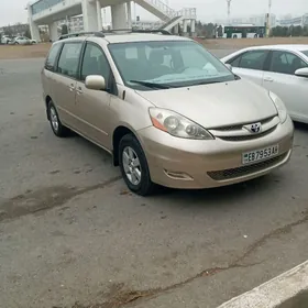 Toyota Sienna 2009