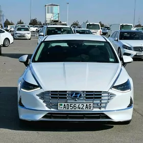 Hyundai Sonata 2022