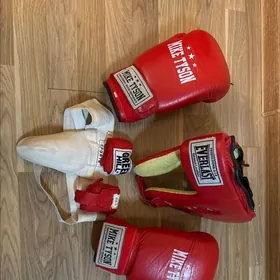 Перчатки, шлем , бандаж