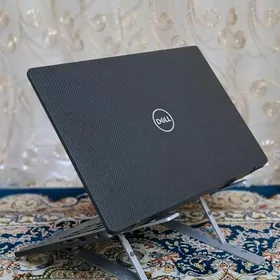 Ноутбук I7-8665U 🩵