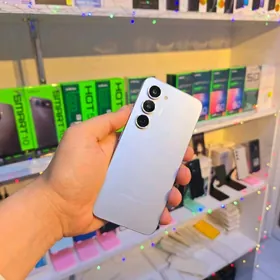 tehno spark 40 pro 18/256gb