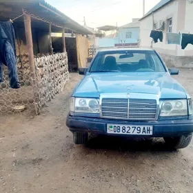 Mercedes-Benz 230E 1988