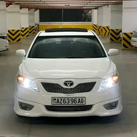 Toyota Camry 2011