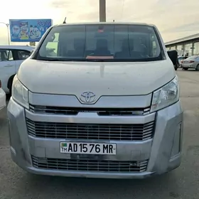 Toyota Hiace 2020
