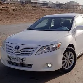 Toyota Camry 2010