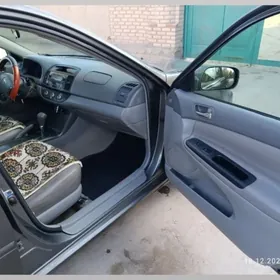 Toyota Camry 2005