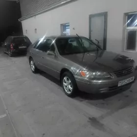 Toyota Camry 1997