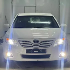 Toyota Camry 2011