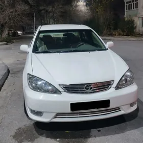 Toyota Camry 2003