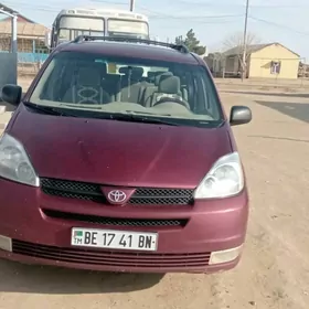 Toyota Sienna 2004