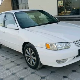 Toyota Corolla 2000