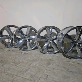 Ford-Lexus diska 20lik