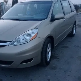 Toyota Sienna 2006