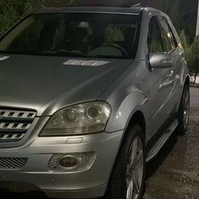 Mercedes-Benz ML350 2008