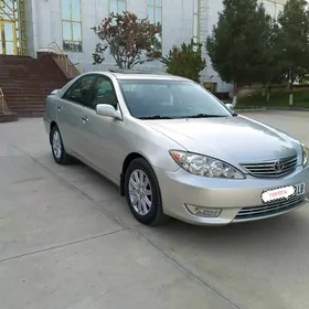 Toyota Camry 2003