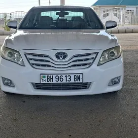 Toyota Camry 2010