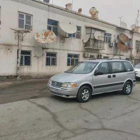 Opel Sintra 1999