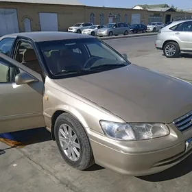 Toyota Camry 1998
