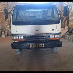 Mitsubishi Fuso 1998