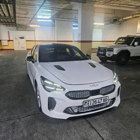 Kia Stinger 2022